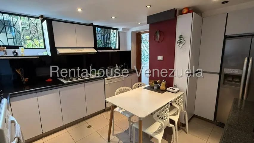 Moderno apartamento venta Cumbres de curumo MLS 26-15288 - 11