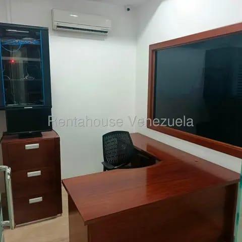 Impecable oficina venta CC Plaza Los Palos Grandes MLS 26-10652 - 4