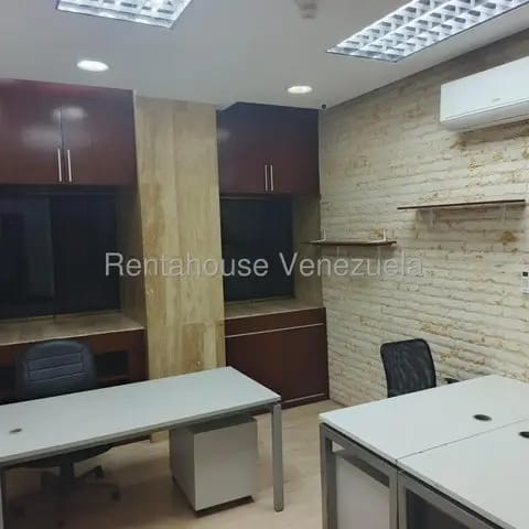 Impecable oficina venta CC Plaza Los Palos Grandes MLS 26-10652 - 7