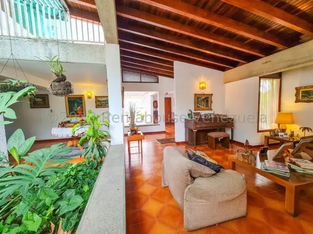 Casa venta El Marques MLS 26-19378