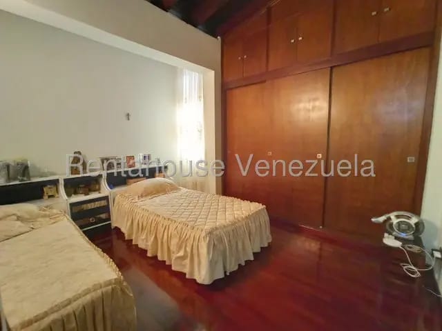 Casa venta ALto prado MLS 25-10266 - 2