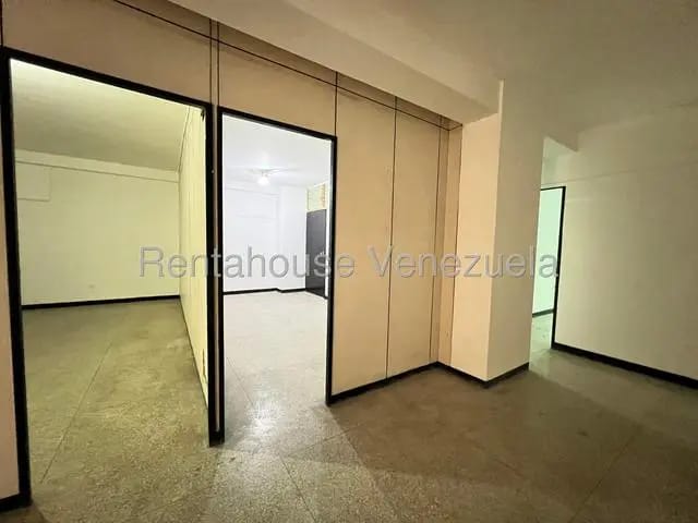 Centrico Local Comercial venta Chacao MLS 26-19585 - 4