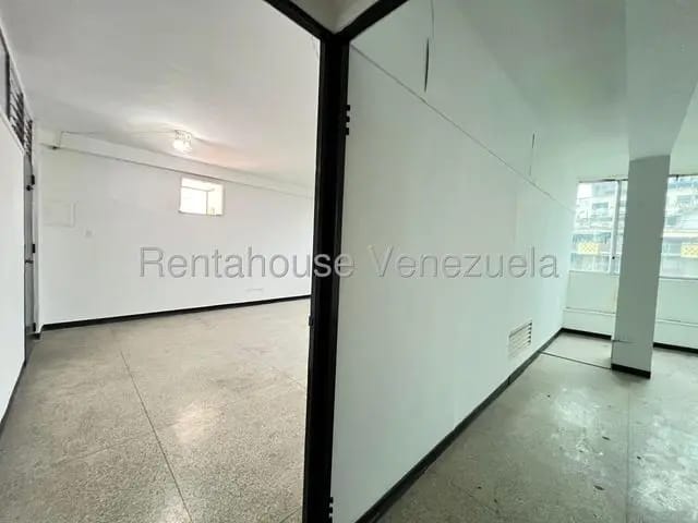 Centrico Local Comercial venta Chacao MLS 26-19585 - 6
