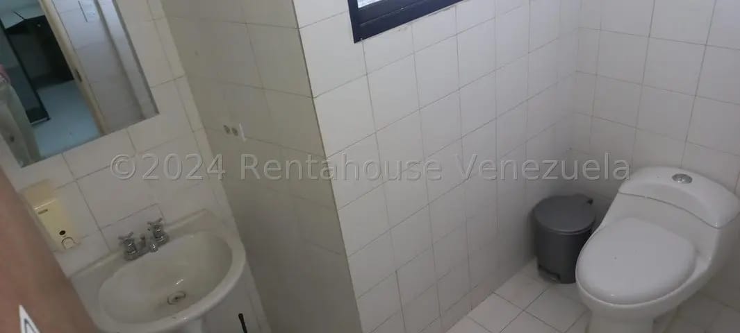 Oficina lista para operar en venta Los Samanes MLS 26-19539 - 4