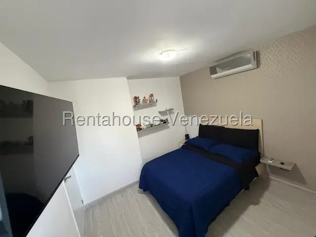 Moderno y Remodelado Apartamento venta El Cigarral MLS 26-19586 - 2