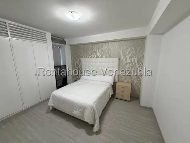 Moderno y Remodelado Apartamento venta El Cigarral MLS 26-19586 - 6