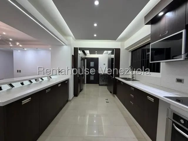 Moderno y Remodelado Apartamento venta El Cigarral MLS 26-19586 - 9