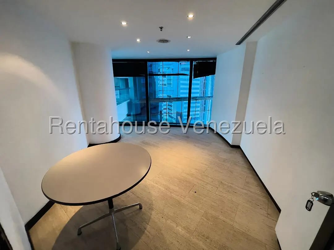 Oficina venta El Rosal MLS 24-19379