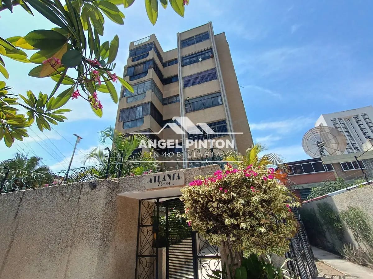 APARTAMENTO VENTA AV 5 DE JULIO MARACAIBO VENEZUELA API 9103
