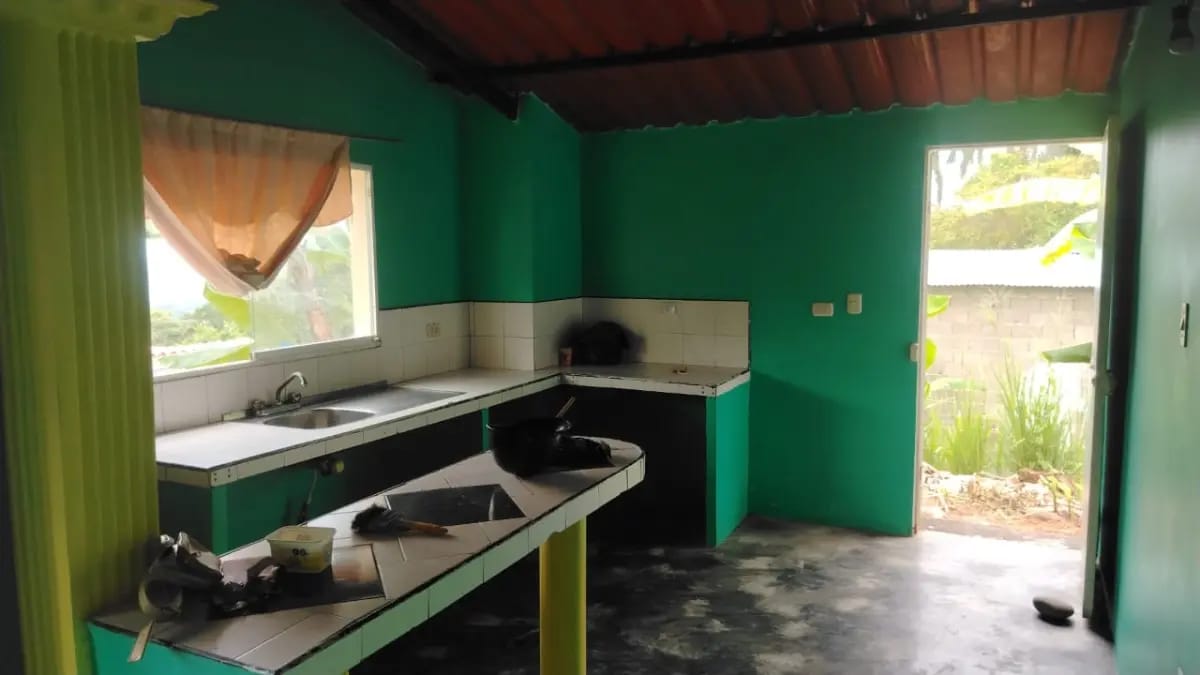 Hermosa casa, grande y amplia con sus habitaciones con espacio para tu gran familia - 2