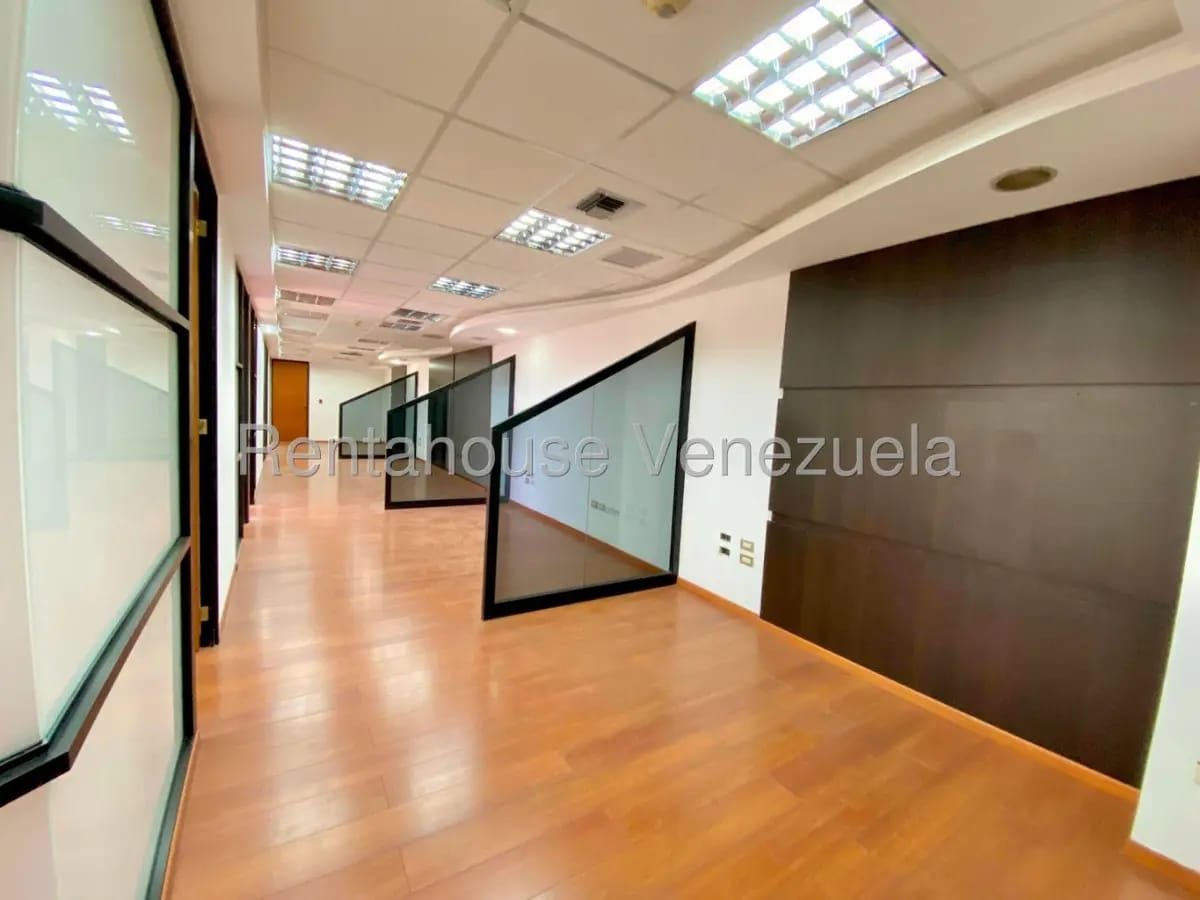 Oficina en Alquiler Bello Campo Chacao 26-19127 - 2