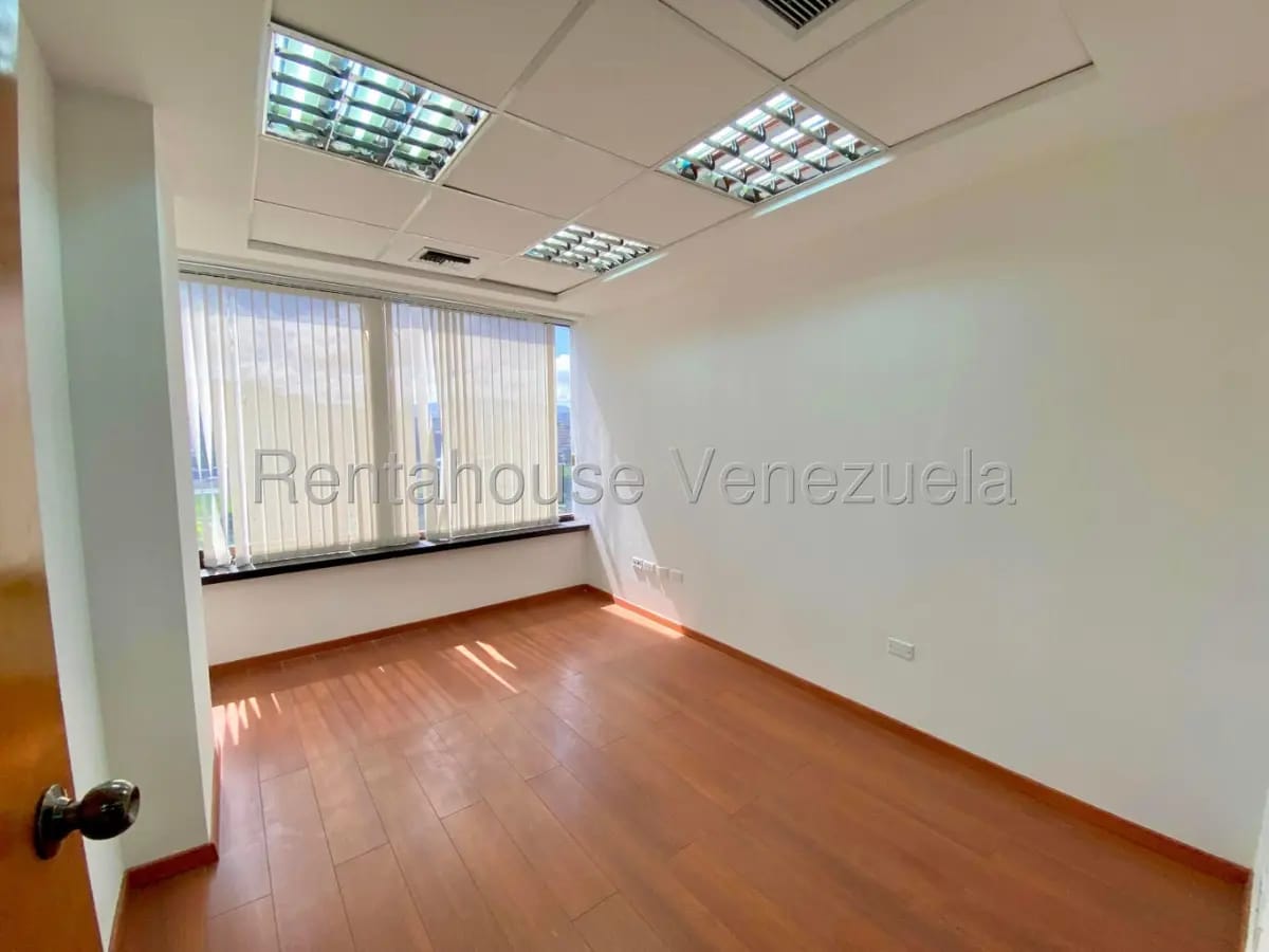 Oficina en Alquiler Bello Campo Chacao 26-19127 - 6