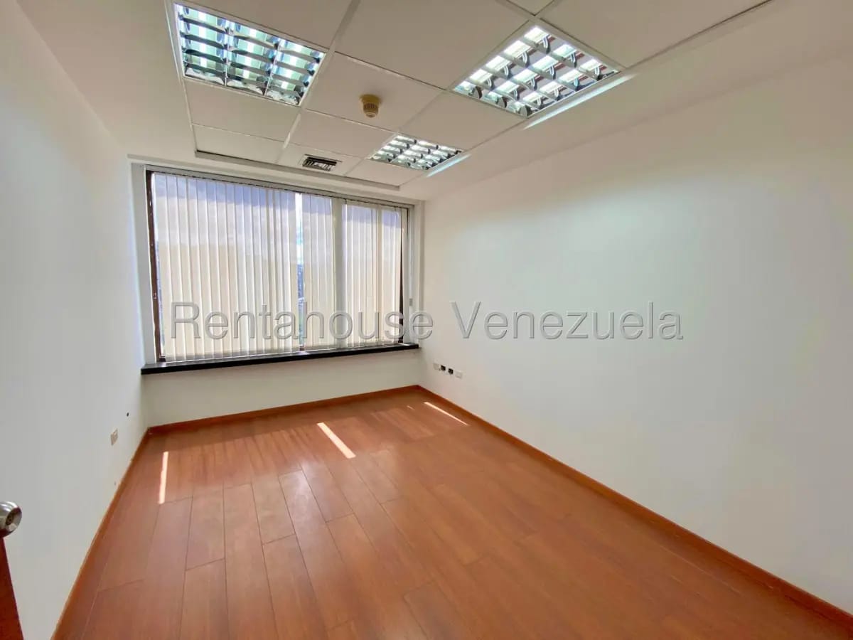 Oficina en Alquiler Bello Campo Chacao 26-19127 - 7