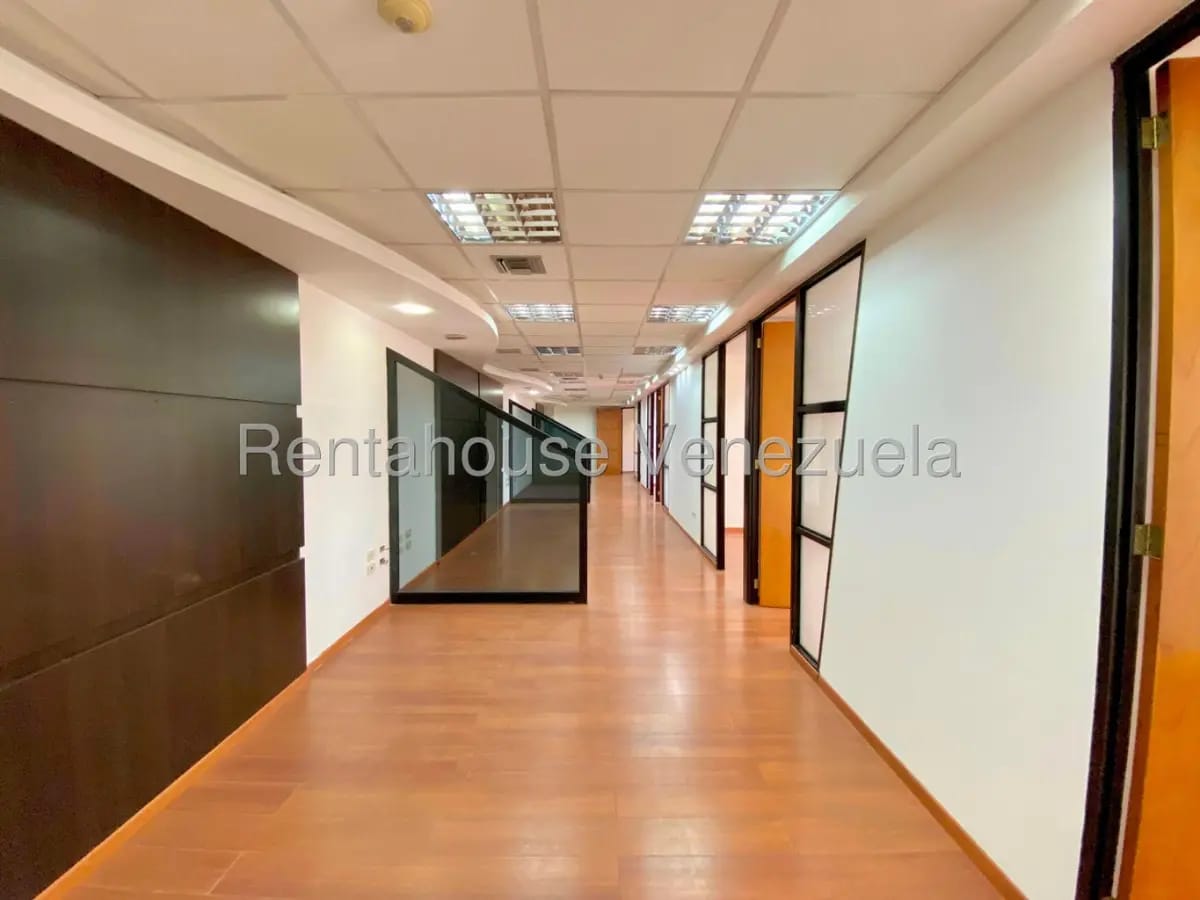 Oficina en Alquiler Bello Campo Chacao 26-19127 - 8