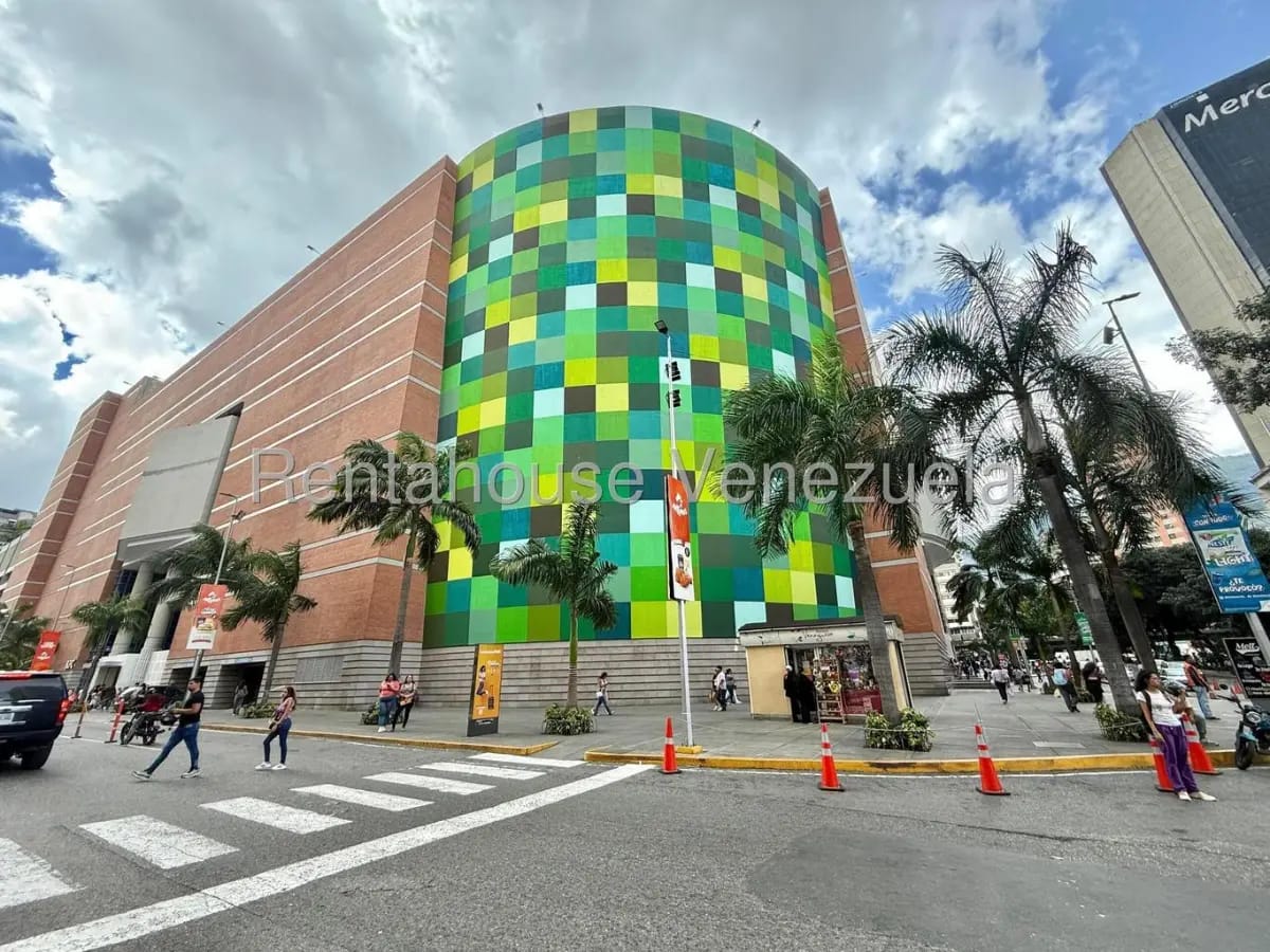 Local en Venta Sambil La Candelaria 26-7057