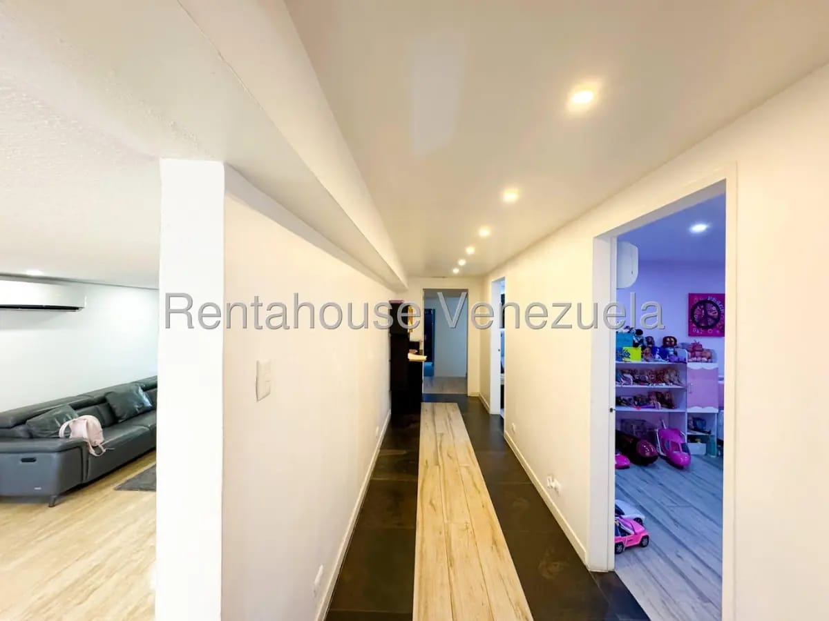 Apartamento en Venta Santa Eduvigis 26-16011 - 17