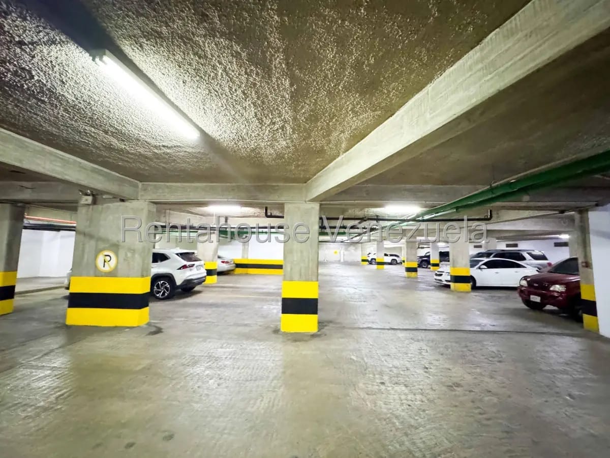 Apartamento en Venta Santa Eduvigis 26-16011 - 27