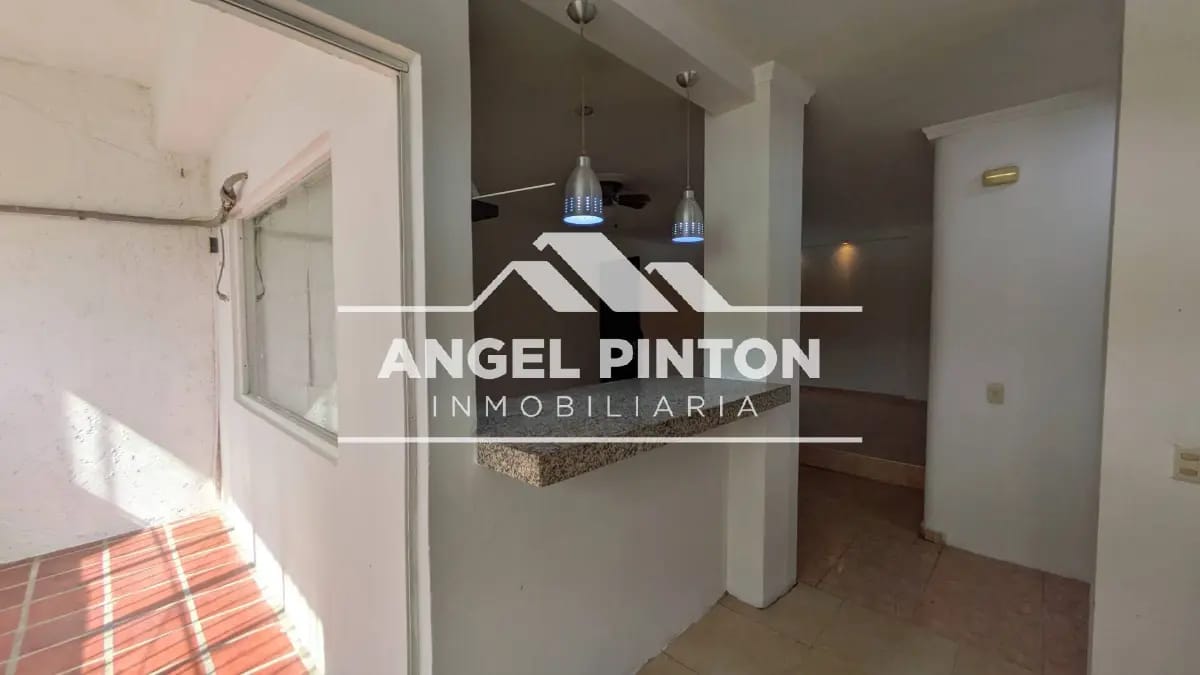 API 9392 APARTAMENTO VENTA EL PINAR MARACAIBO VENEZUELA - 2