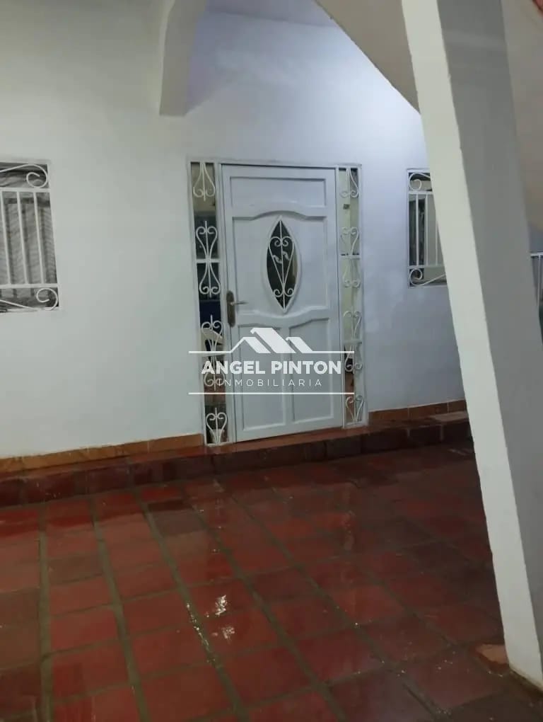 API 92922 APARTAMENTO ALQUILER SIERRA MAESTRA SAN FRANCISCO VENEZUELA