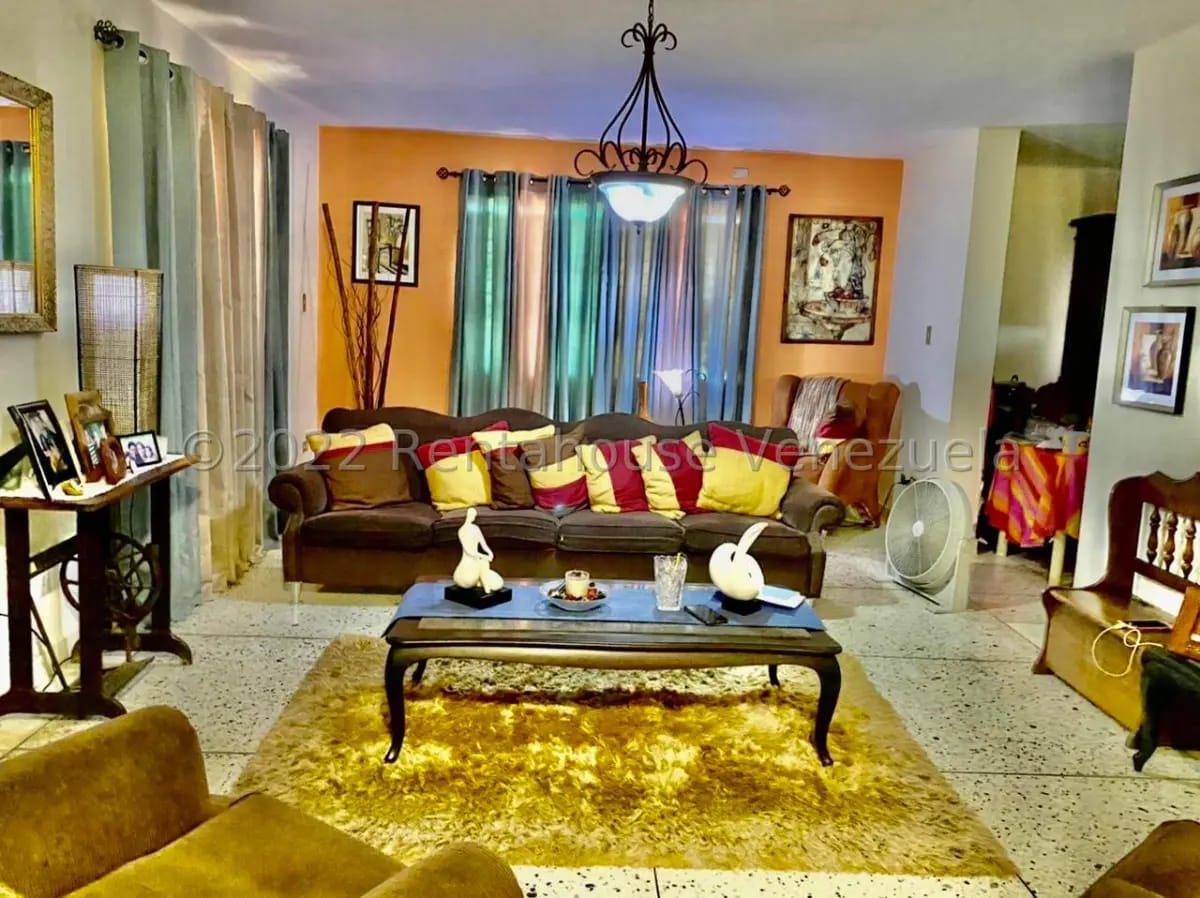 26-11127 Santa Irene, Punto Fijo Falcon. Casa en venta - 3