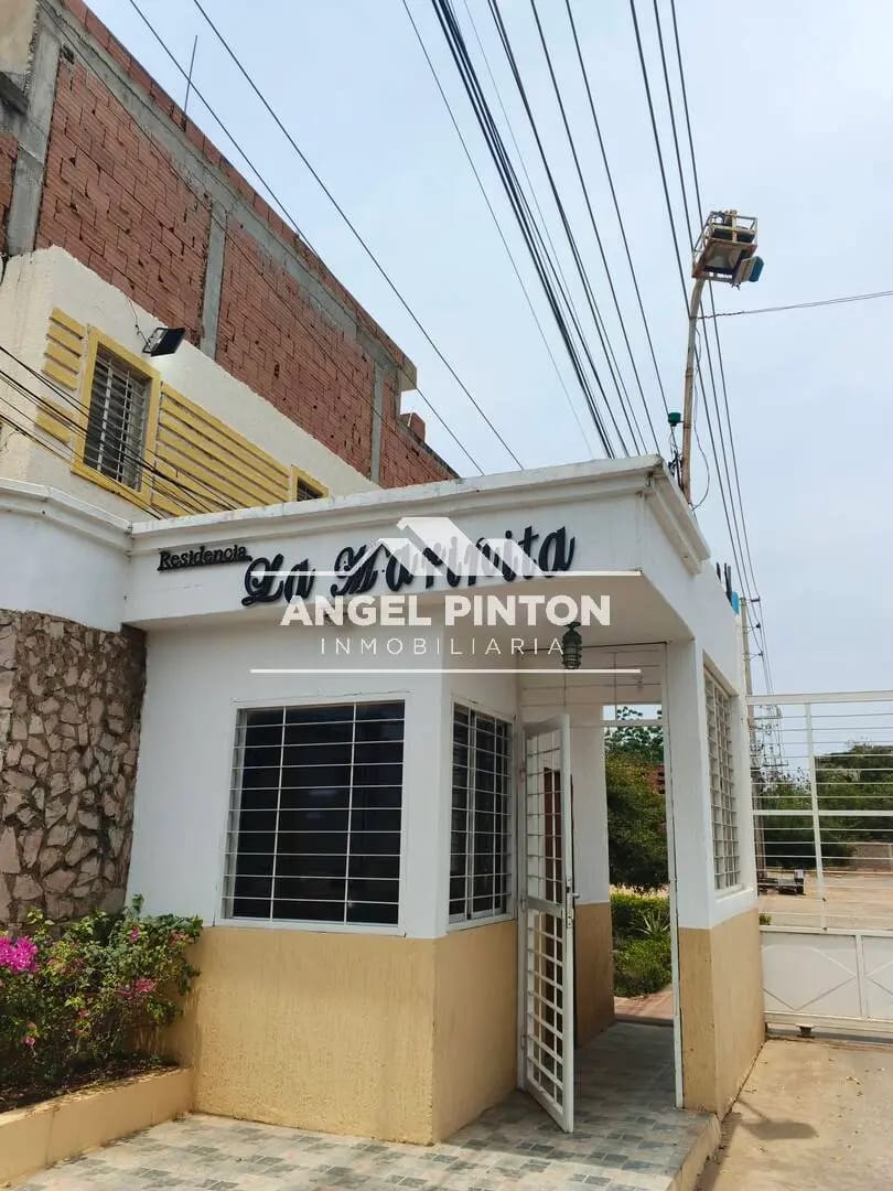 API 9364 TERRENO GRANJA VÍA PRINCIPAL MIJAGUITO ACARIGUA VENEZUELA $ $12,000