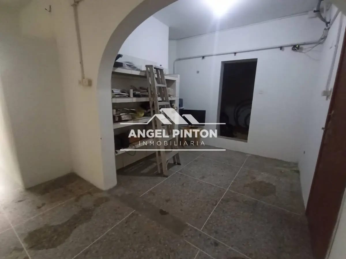 LOCAL COMERCIAL ALQUILER TIERRA NEGRA MARACAIBO API 637 - 5