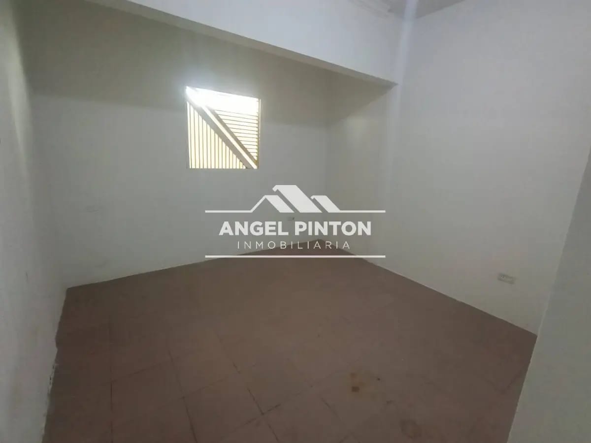 LOCAL COMERCIAL ALQUILER TIERRA NEGRA MARACAIBO API 637 - 6