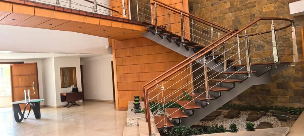 Exclusiva y Hermosa Casa en Los Chorros - 6
