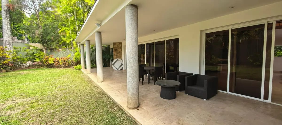 Exclusiva y Hermosa Casa en Los Chorros - 15