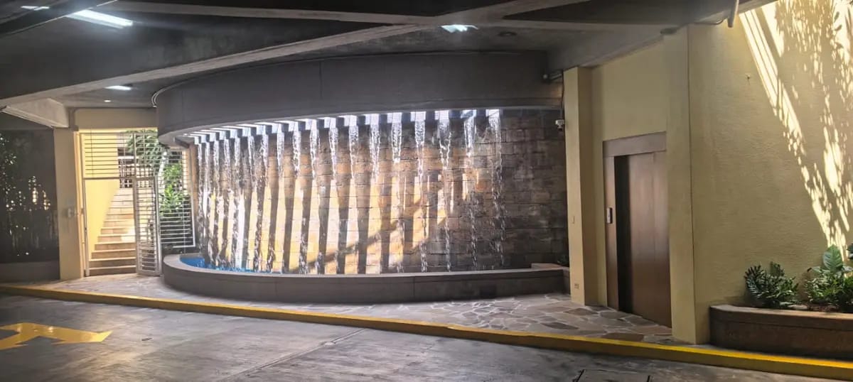 Exclusiva y Hermosa Casa en Los Chorros - 16