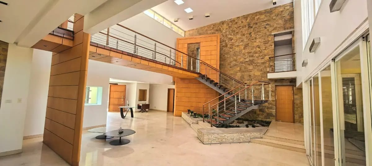 Exclusiva y Hermosa Casa en Los Chorros - 17