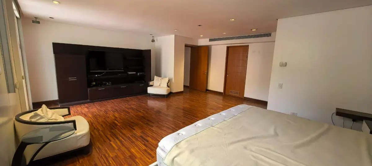Exclusiva y Hermosa Casa en Los Chorros - 19