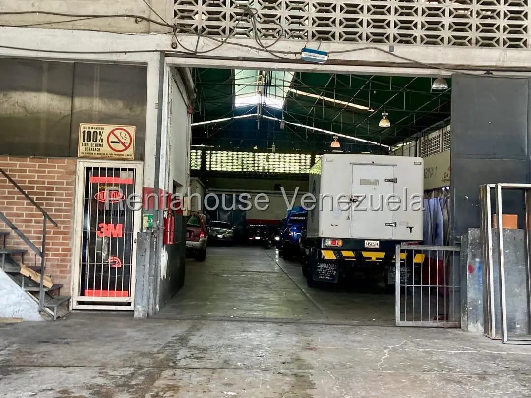 Galpon En Venta - MLS #26-8699 - Guarenas - 2