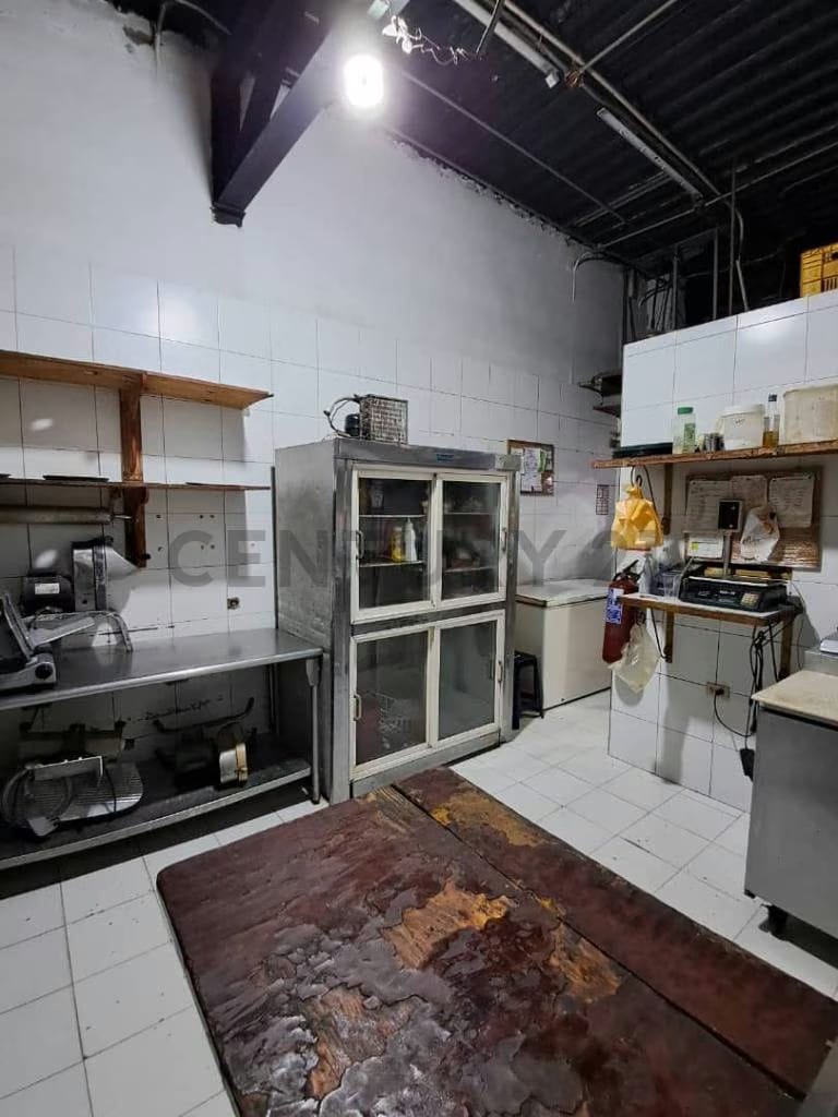 Ofrece Traspaso Maxi Pizza ubicado en la feria de comida del CC Anaco Center.. - 8