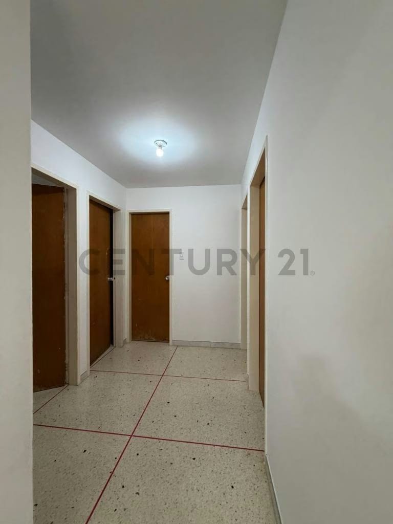 partamento En Venta En Montalban II 145mts2 4ha/3ba/1pe - 18