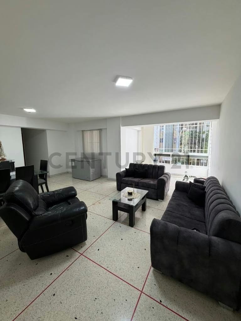 partamento En Venta En Montalban II 145mts2 4ha/3ba/1pe - 4