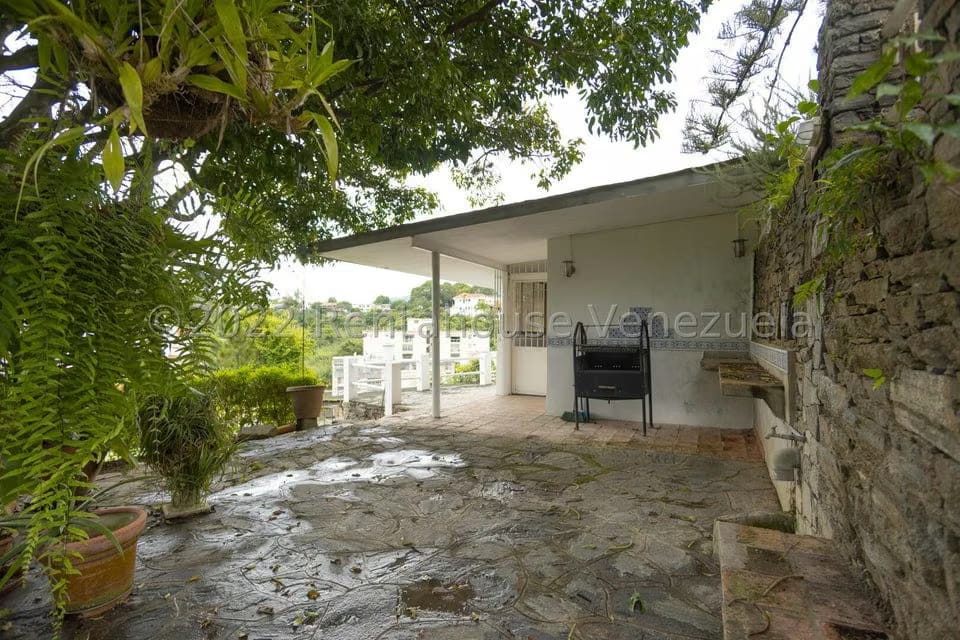 Casa (Multipes Niveles) en Venta en Cumbres de Curumo, Distrito Metropolitano - 7