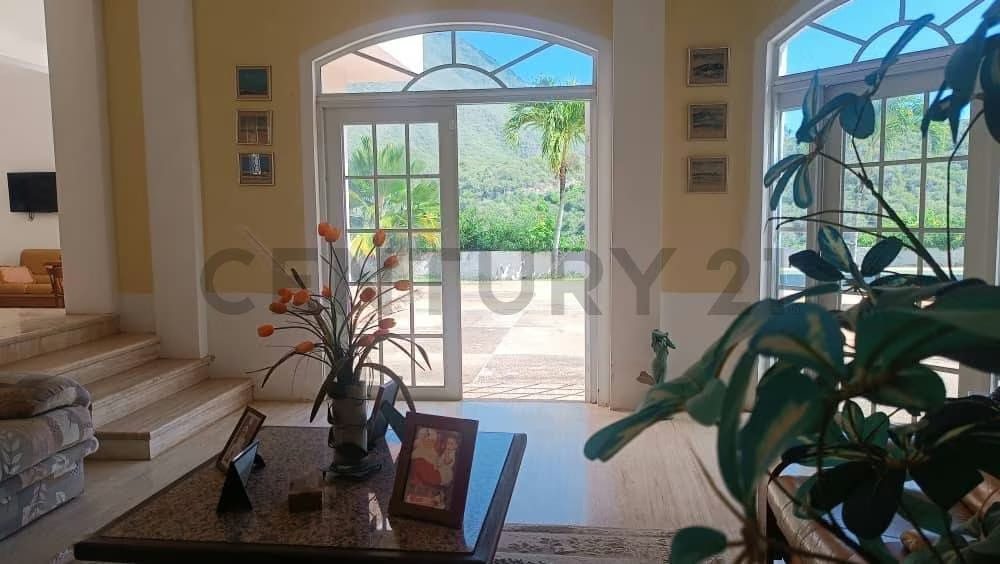 En venta imponente casa en la montaña - 13