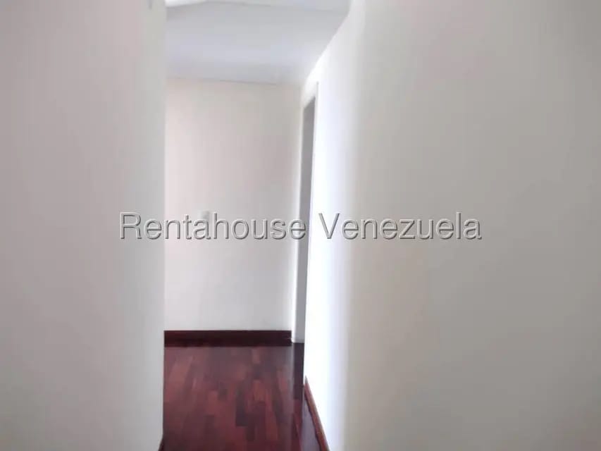 Apartamento (1 Nivel) en Venta en Lomas de Chuao, Distrito Metropolitano - 12