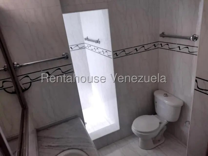 Apartamento (1 Nivel) en Venta en Lomas de Chuao, Distrito Metropolitano - 18