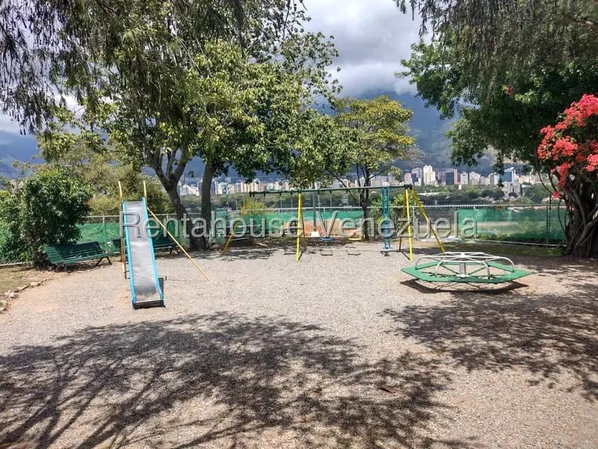 Apartamento (1 Nivel) en Venta en Lomas de Chuao, Distrito Metropolitano - 24