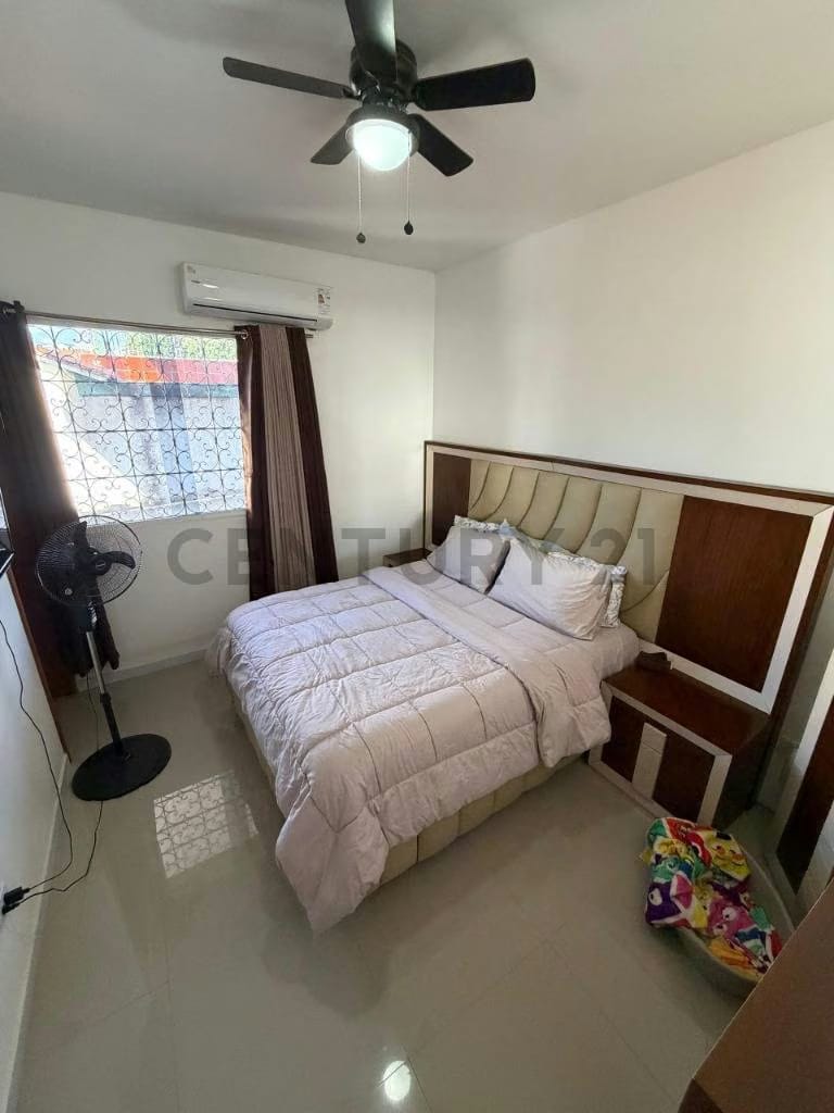 Casa En Vista Alegre 10ha/8ba/4pe 738mts2 - 13