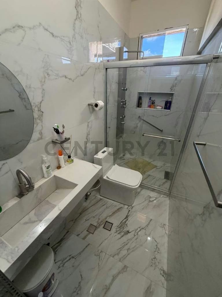 Casa En Vista Alegre 10ha/8ba/4pe 738mts2 - 22