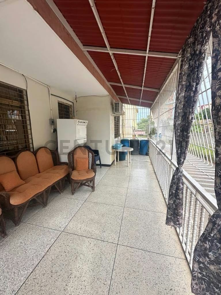 Edificio de Apartamento y Local Comercial en Maracaibo - 19