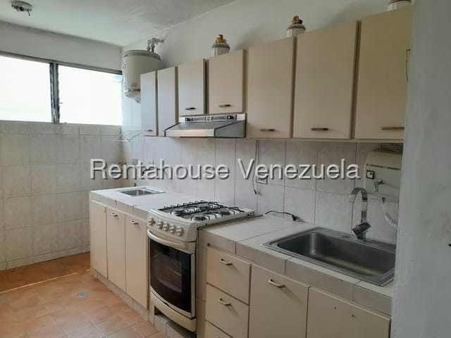 Apartamento (1 Nivel) en Alquiler en Valle Abajo, Distrito Metropolitano - 14
