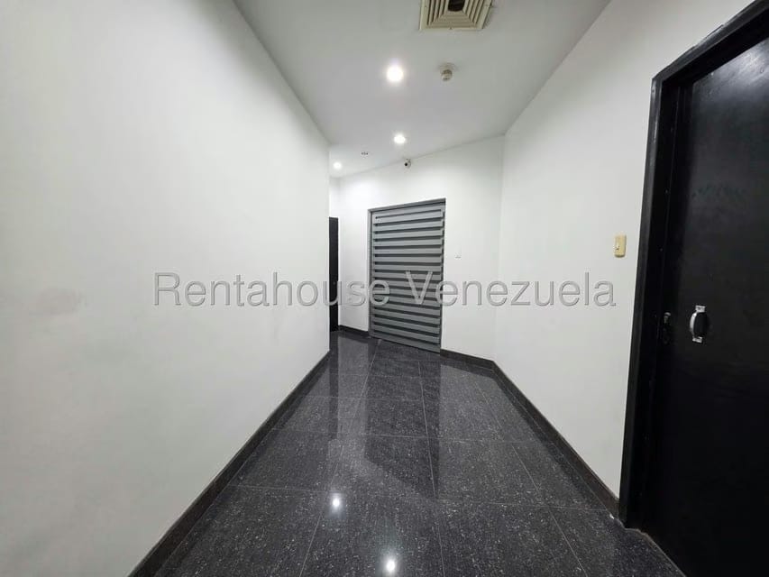 Comercial (Oficina) en Alquiler en La Trinidad, Distrito Metropolitano - 3