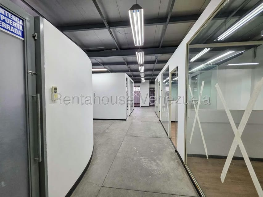 Comercial (Oficina) en Alquiler en La Trinidad, Distrito Metropolitano - 6