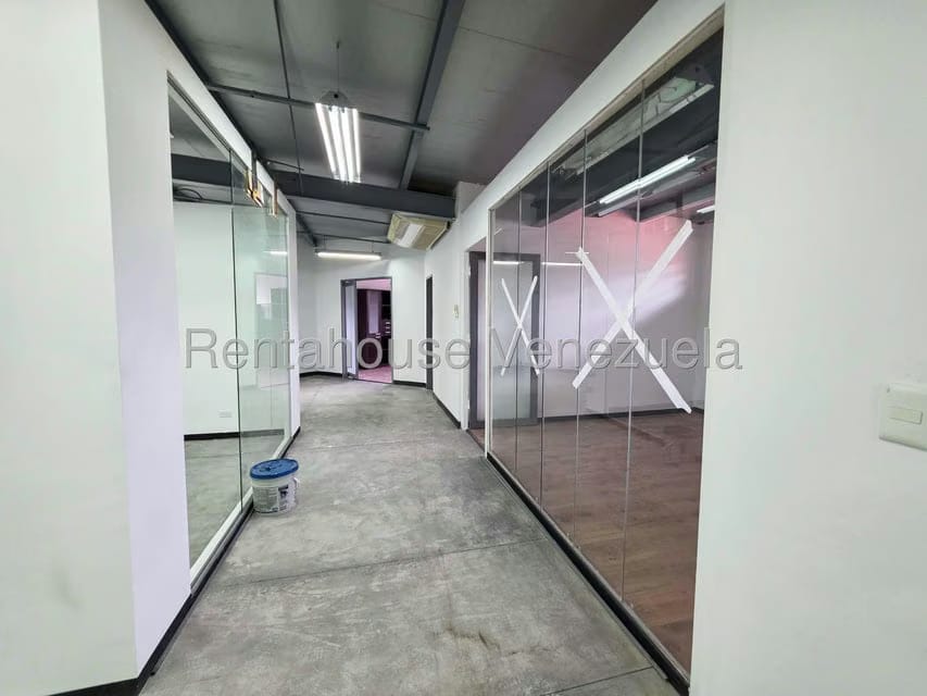 Comercial (Oficina) en Alquiler en La Trinidad, Distrito Metropolitano - 7