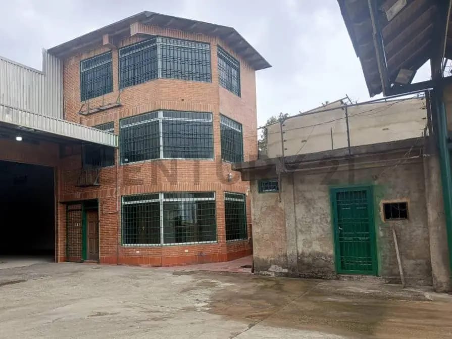 Se Alquila Galpon ideal empresa petrolera, depósitos, alimentos, lubricantes... - 14