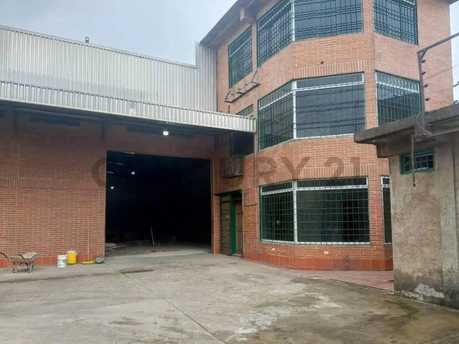 Se Alquila Galpon ideal empresa petrolera, depósitos, alimentos, lubricantes... - 15